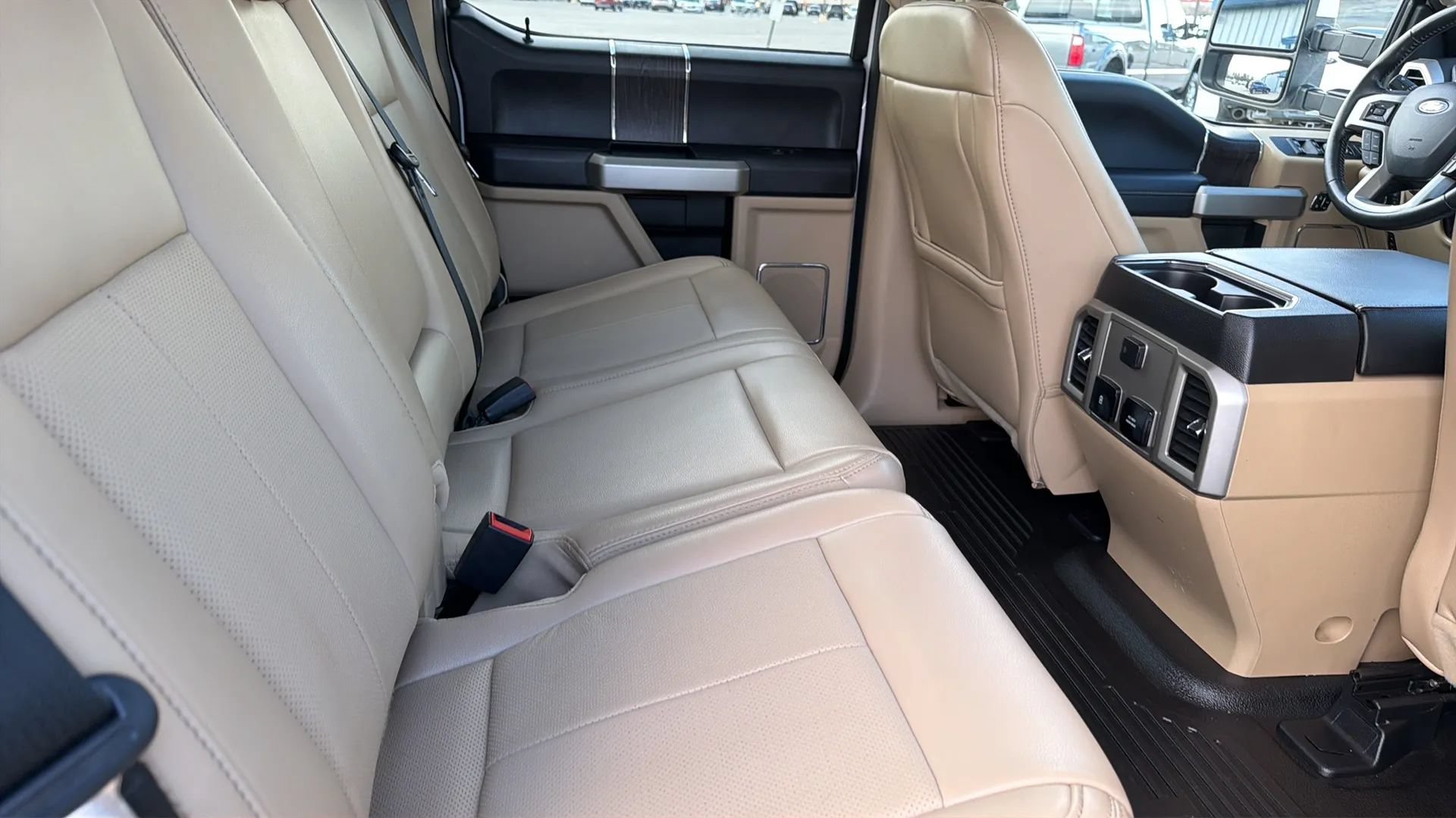Used 2020 Ford F350 Lariat w/ Lariat Value Package AWD/4WD image 60