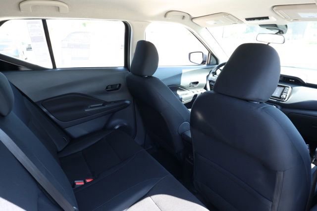 New 2025 Nissan Kicks Play S image 17