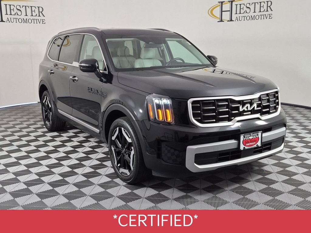Used 2025 Kia Telluride S FWD image 2