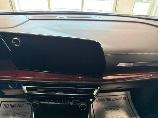 Used 2026 Chevrolet Traverse Z71 AWD/4WD image 24
