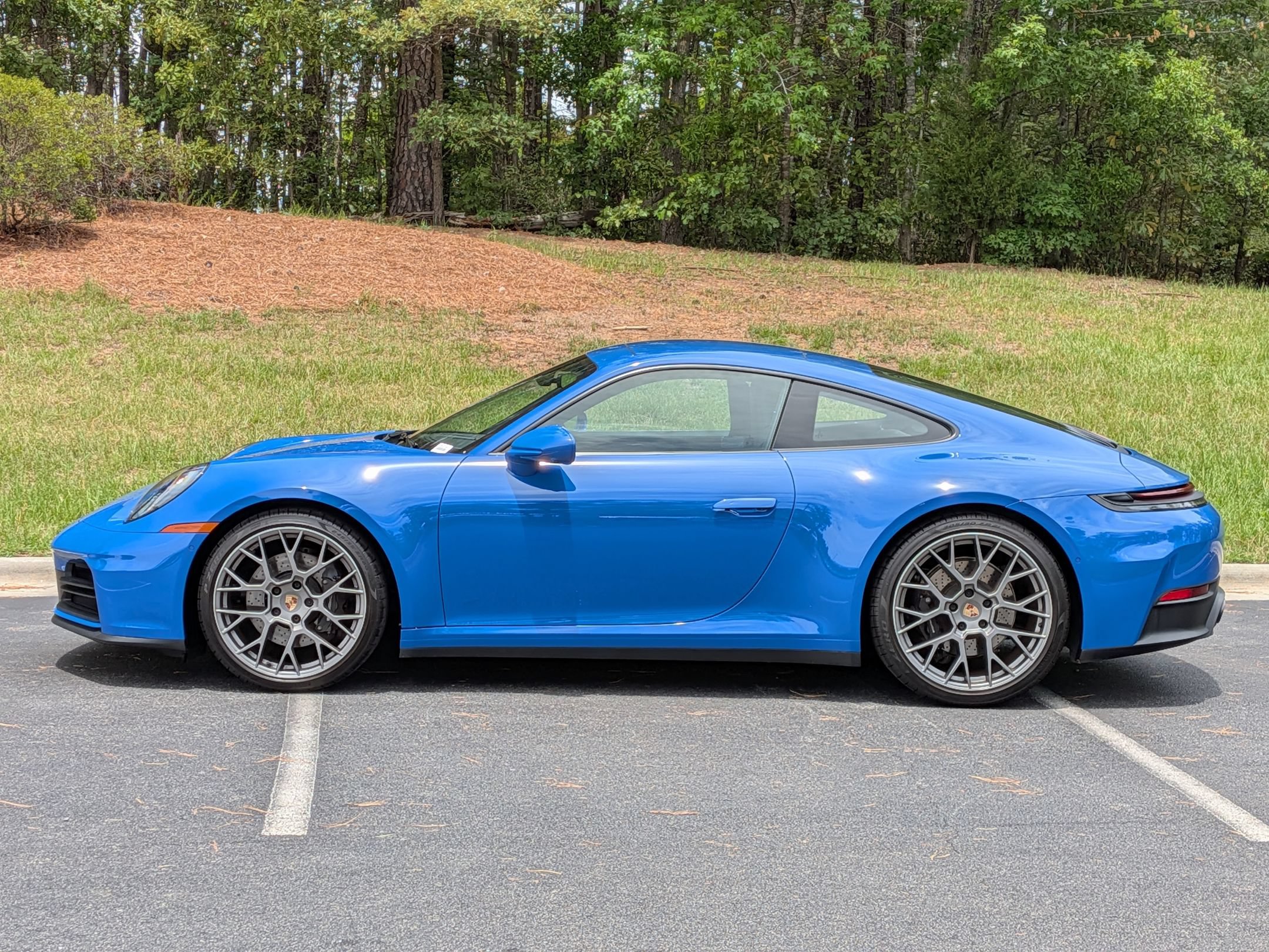 Certified 2025 Porsche 911 Carrera RWD image 2