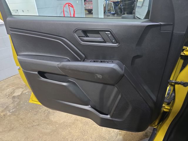 Used 2023 Chevrolet Colorado Trail Boss w/ Technology Package image 30