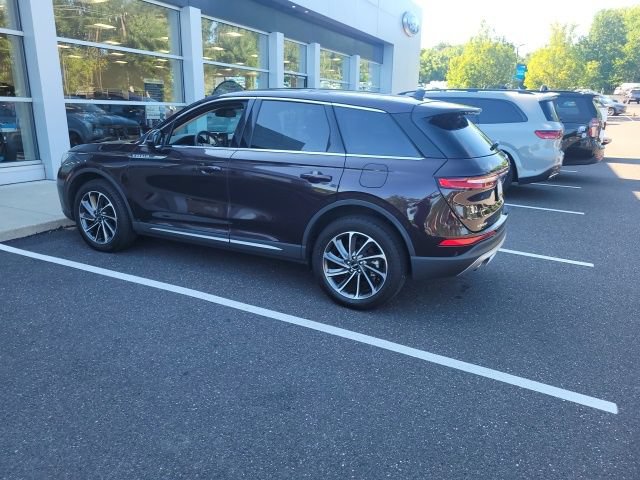 Used 2023 Lincoln Corsair AWD w/ Equipment Group 101A image 10