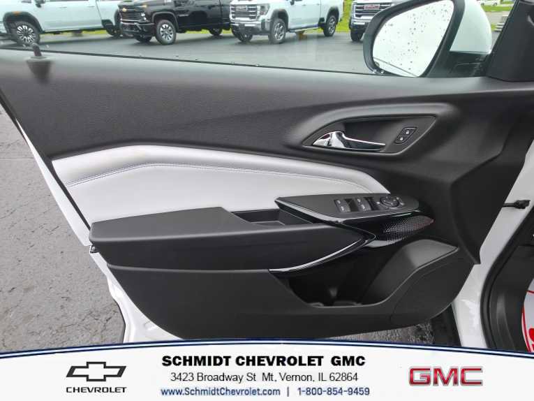 New 2026 Chevrolet Trax LT w/ Driver Confidence Package FWD image 11