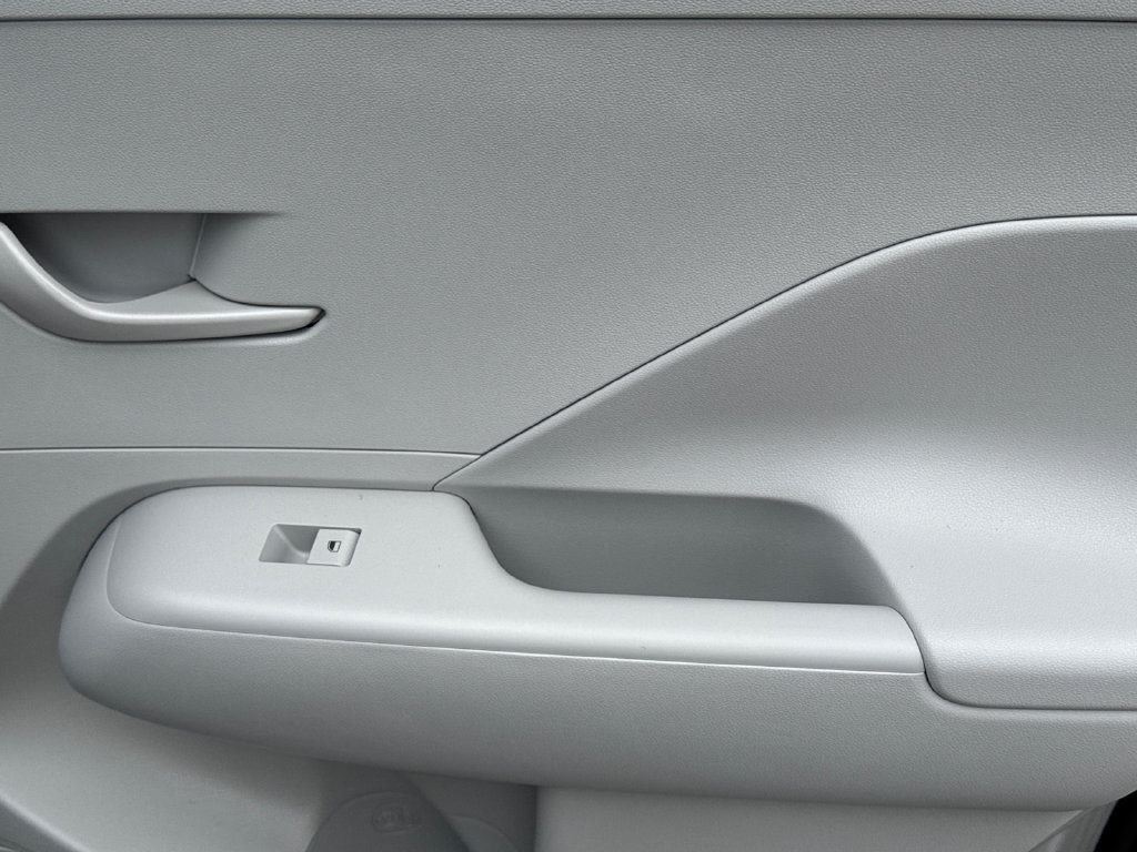 New 2027 Hyundai Kona SEL Sport FWD image 11
