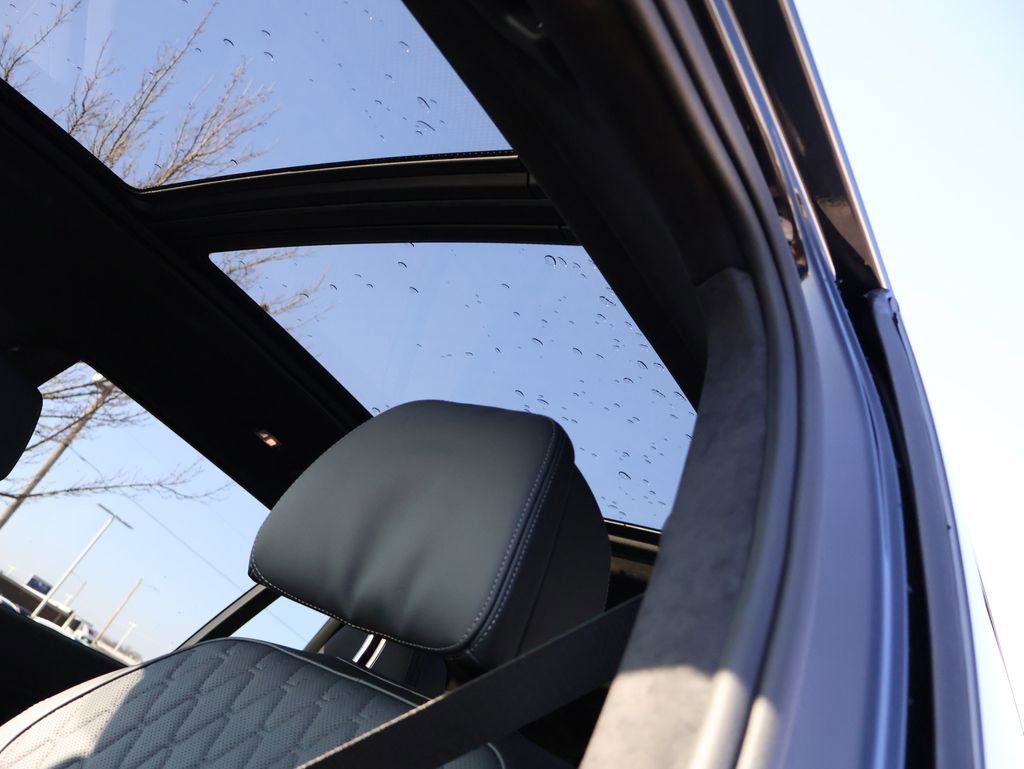 New 2026 BMW X7 M60i image 44