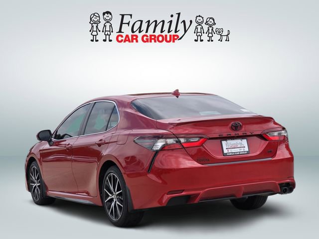 Used 2023 Toyota Camry SE FWD image 3
