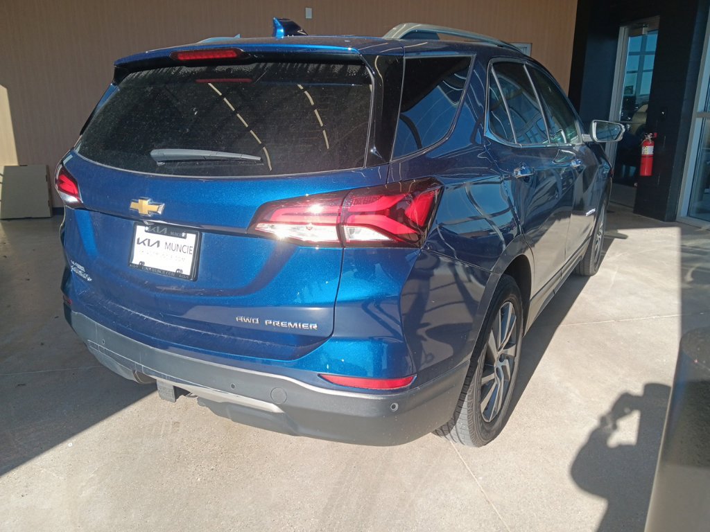 Used 2022 Chevrolet Equinox Premier AWD/4WD image 13