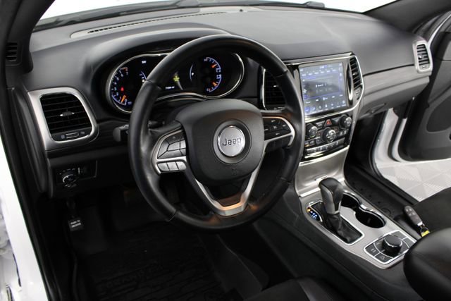 Used 2022 Jeep Grand Cherokee Laredo X image 8