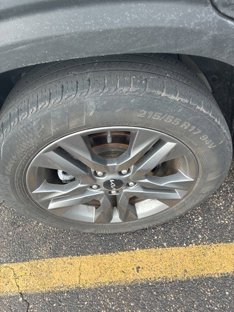 Used 2023 Kia Seltos LX image 13