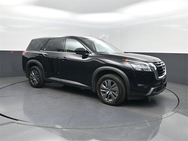 Used 2024 Nissan Pathfinder S image 37