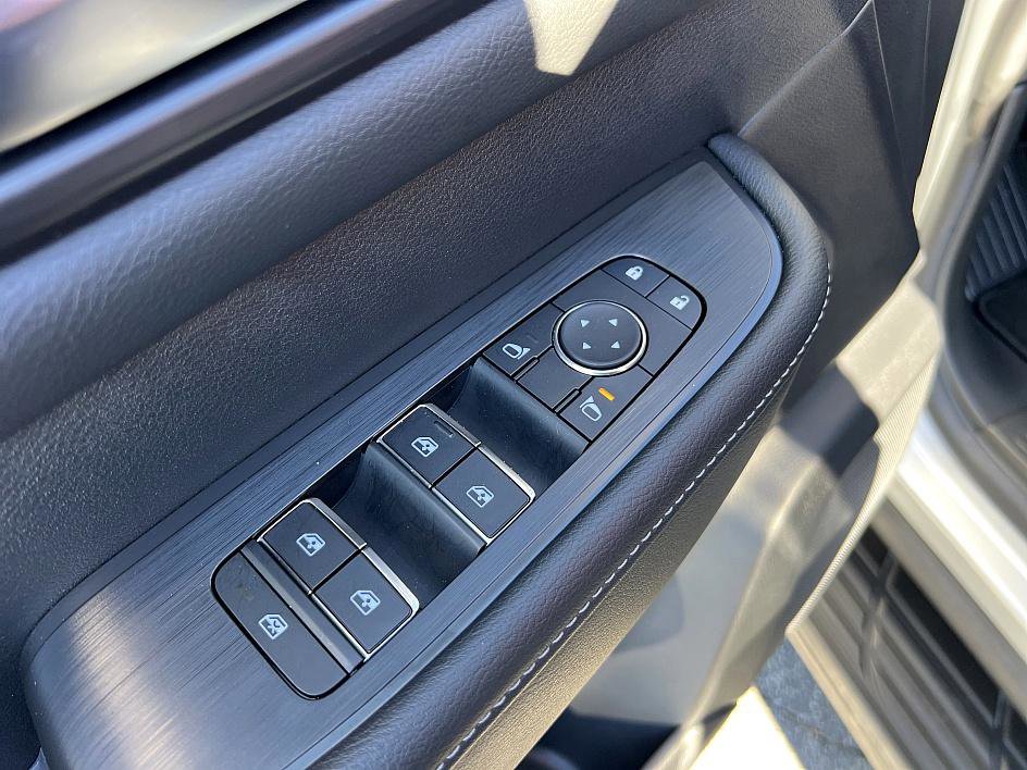 Certified 2026 Nissan Armada SV image 20