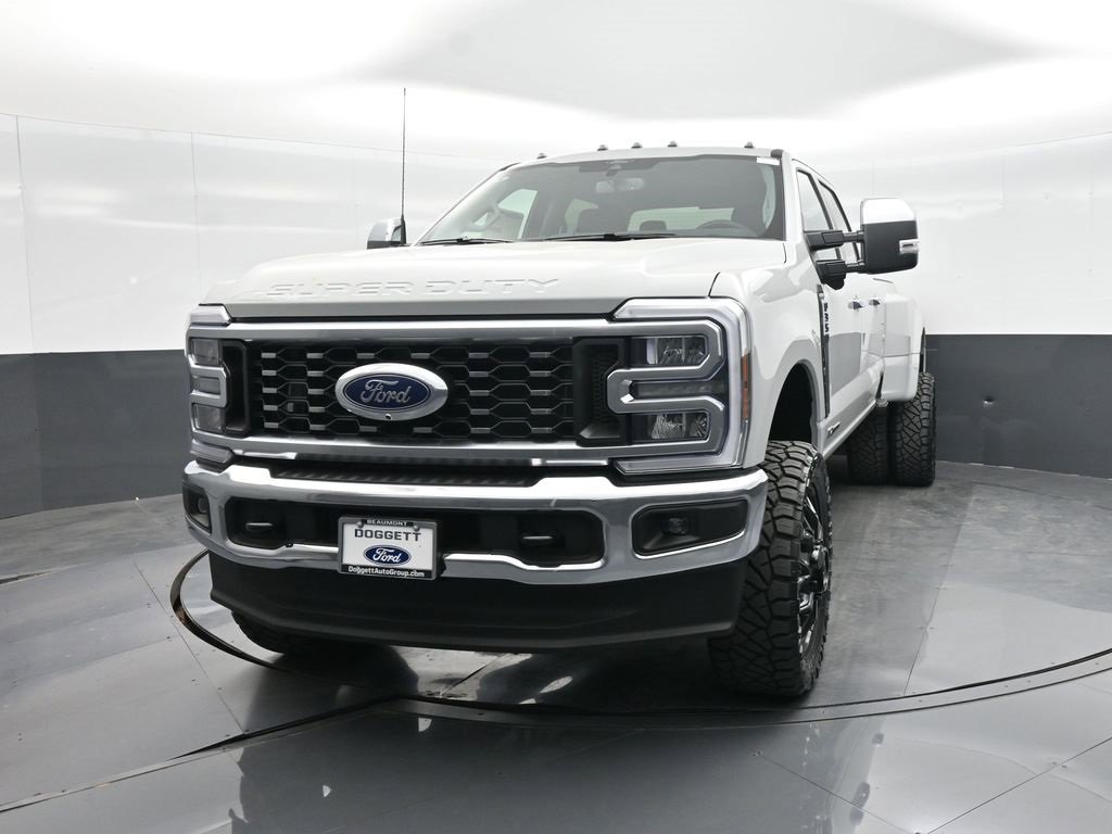 New 2026 Ford F350 Lariat w/ Chrome Package image 18