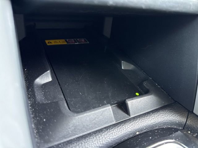 Used 2025 Toyota Corolla Cross XLE image 18