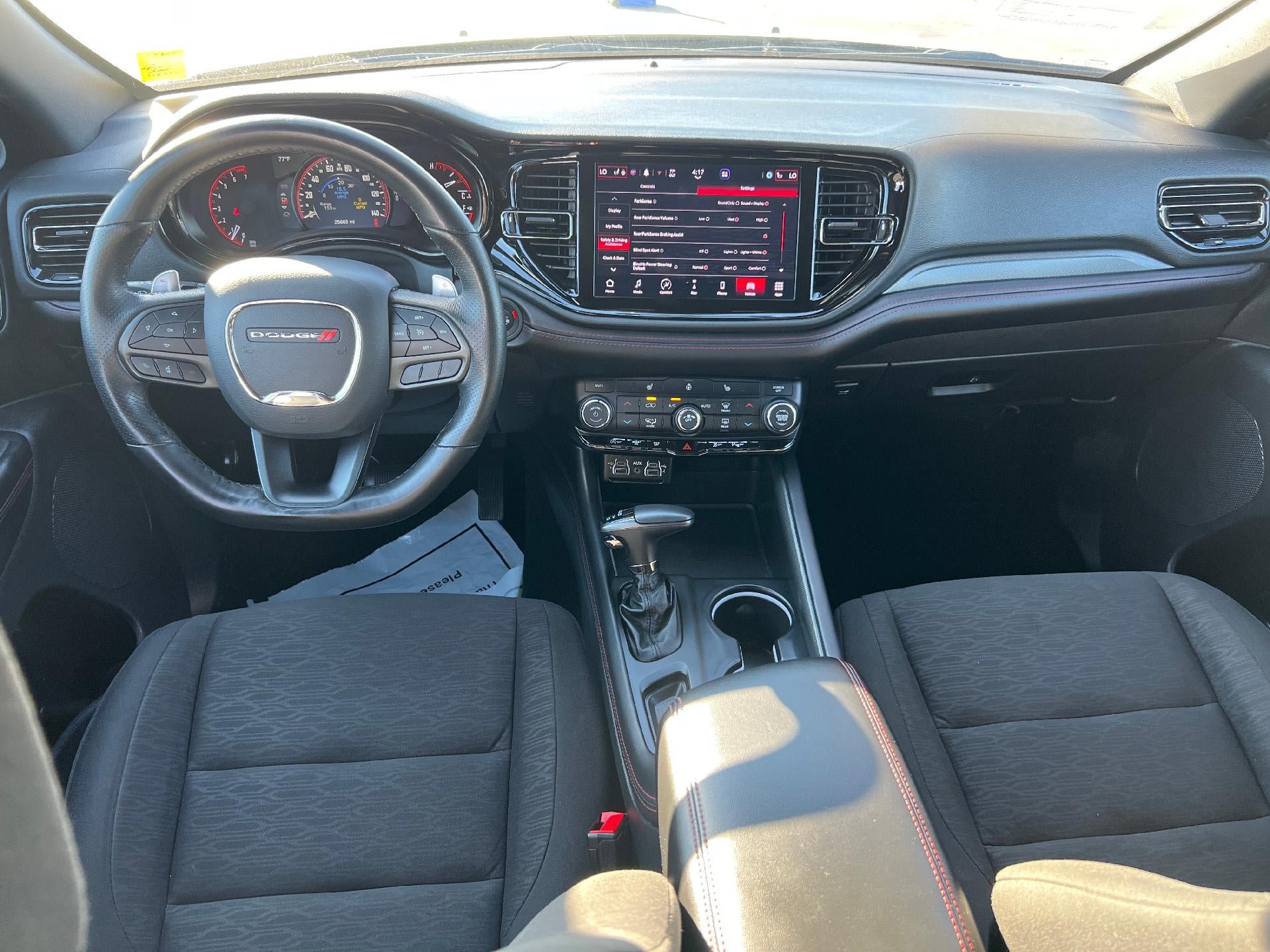 Used 2025 Dodge Durango GT AWD/4WD image 15