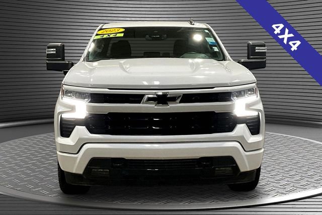 Used 2023 Chevrolet Silverado 1500 RST w/ Max Trailering Package AWD/4WD image 2