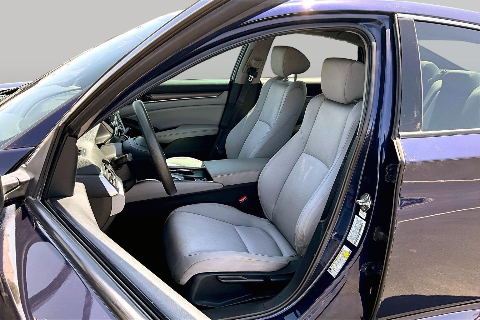 Used 2019 Honda Accord LX image 18