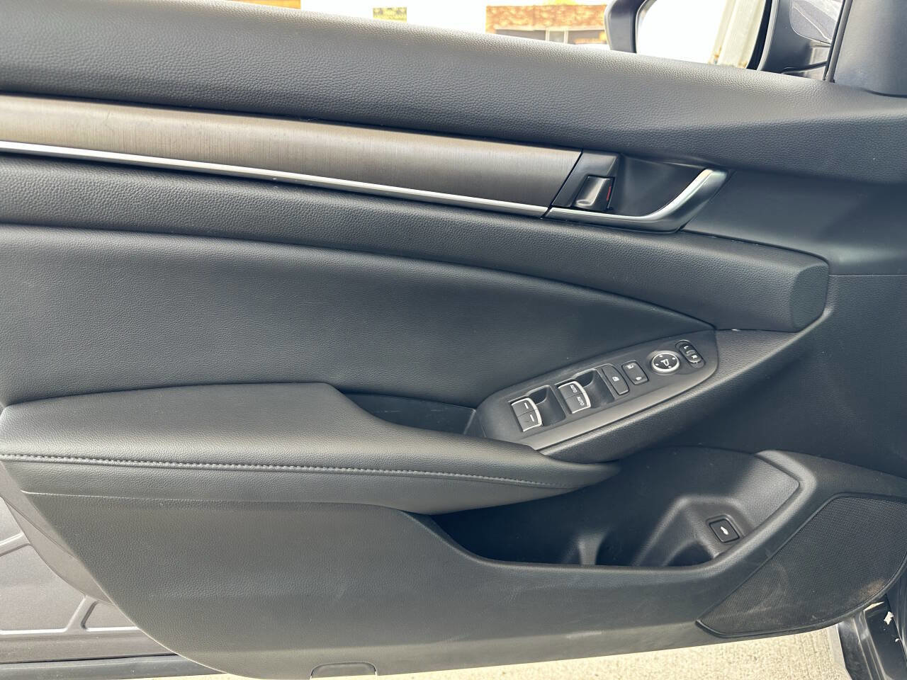 Used 2020 Honda Accord LX image 34