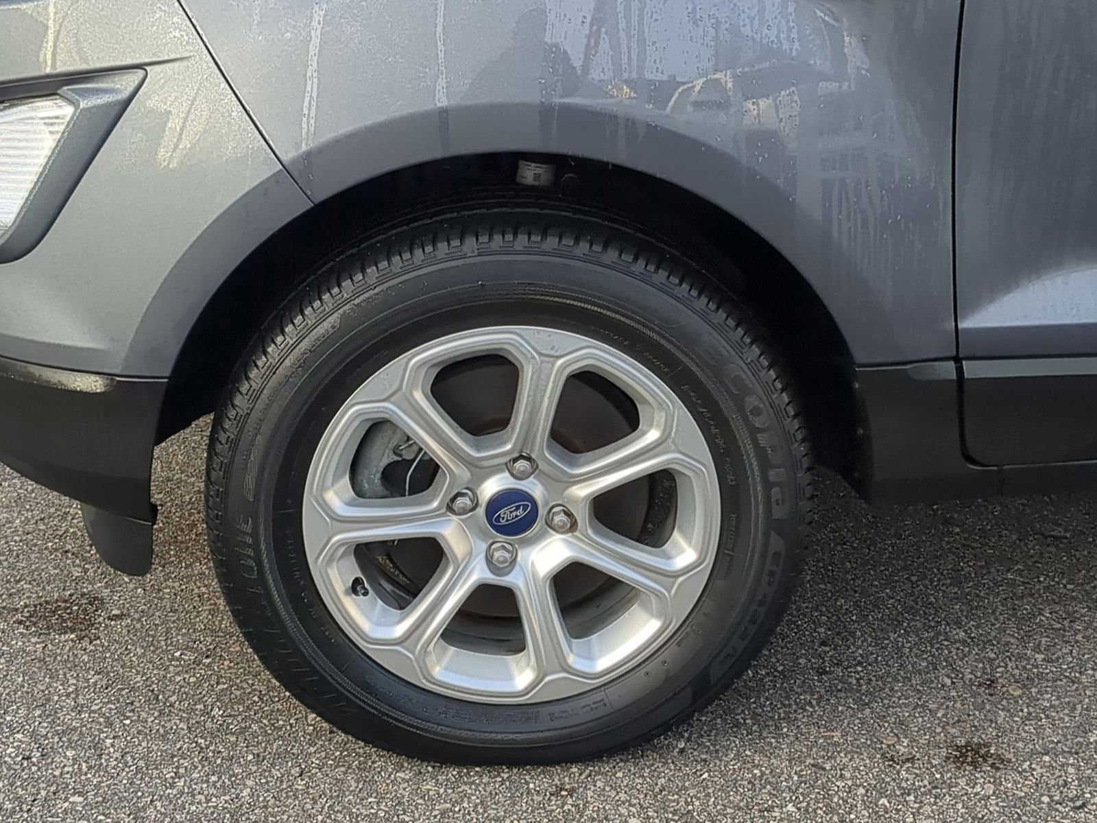 Used 2018 Ford EcoSport SE image 18