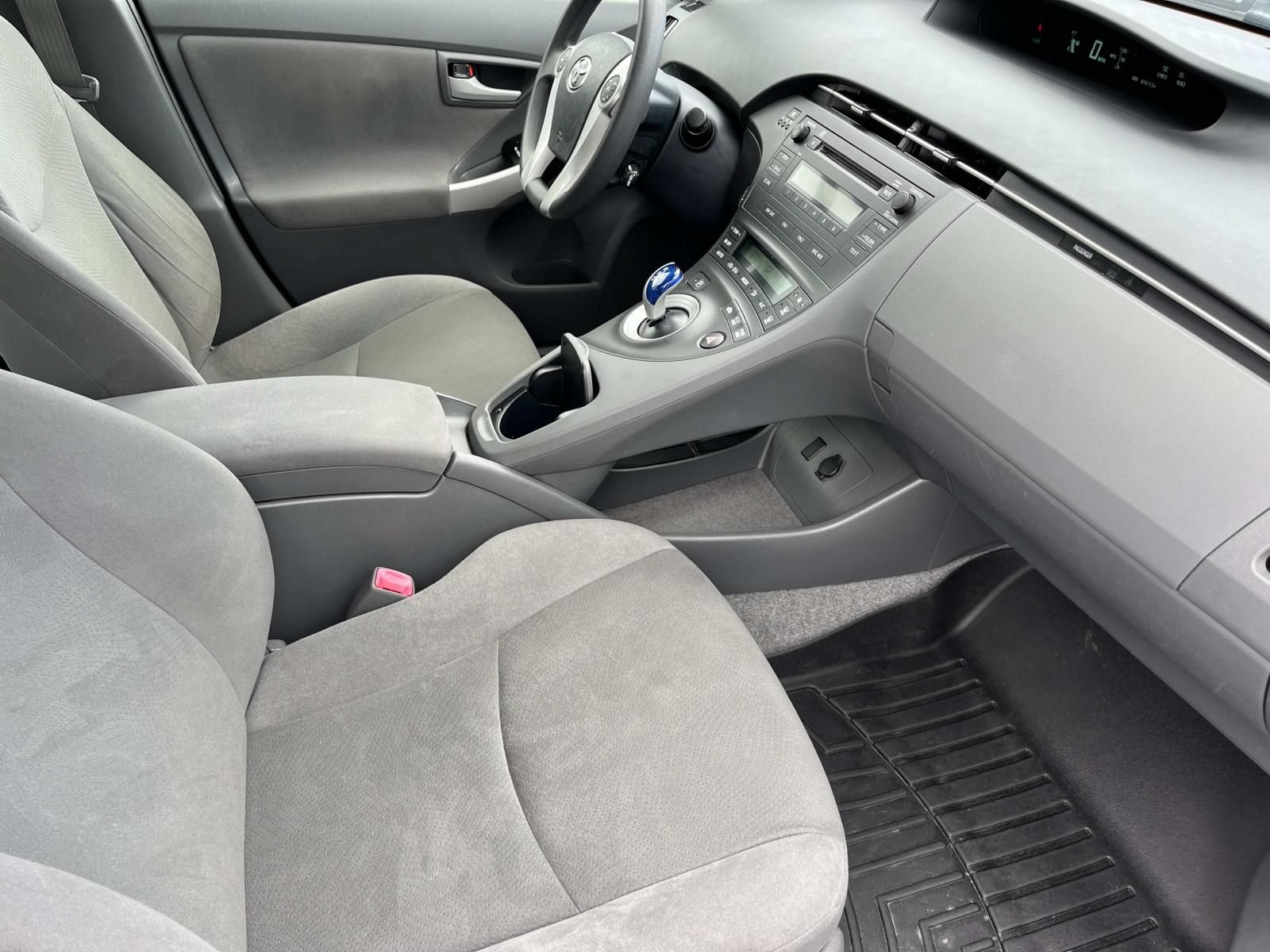 Used 2011 Toyota Prius Two FWD image 22