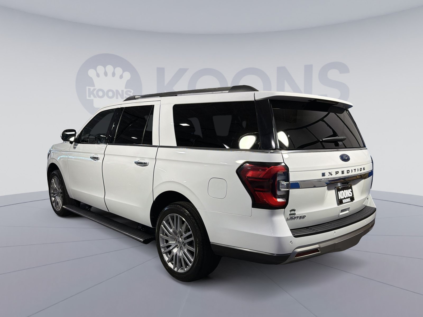 Used 2023 Ford Expedition Max Limited AWD/4WD image 4