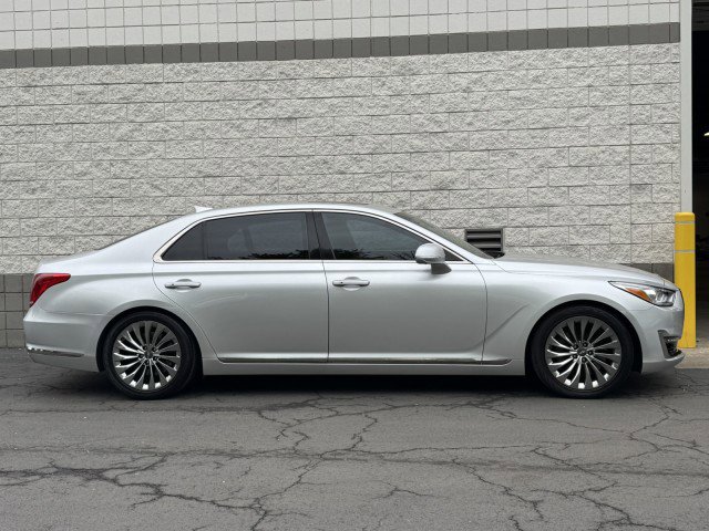 Used 2018 Genesis G90 5.0 Ultimate RWD image 17