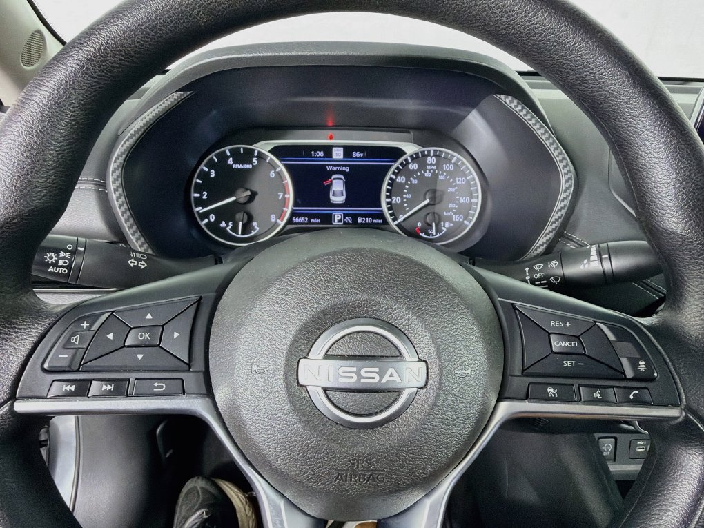 Used 2024 Nissan Sentra SV FWD image 16