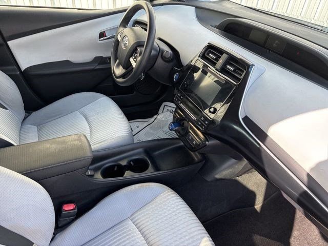 Used 2016 Toyota Prius Two image 36
