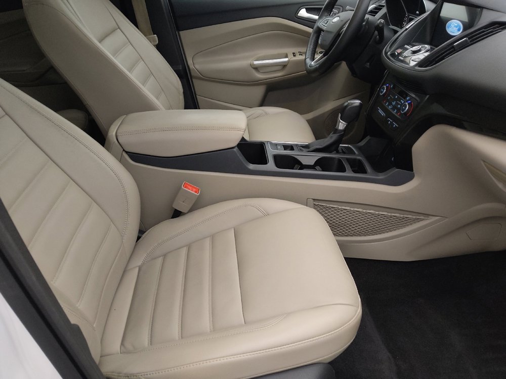 Used 2017 Ford Escape Titanium AWD/4WD image 21
