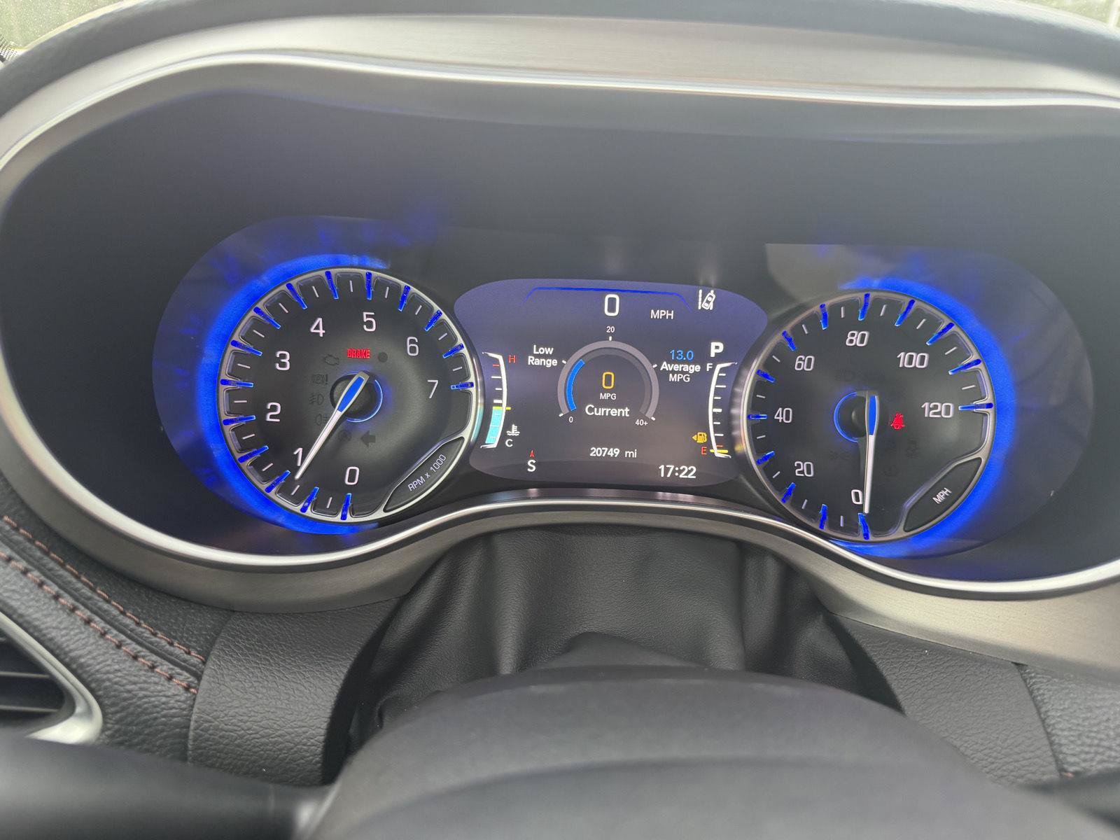 Certified 2024 Chrysler Pacifica Pinnacle AWD/4WD image 11