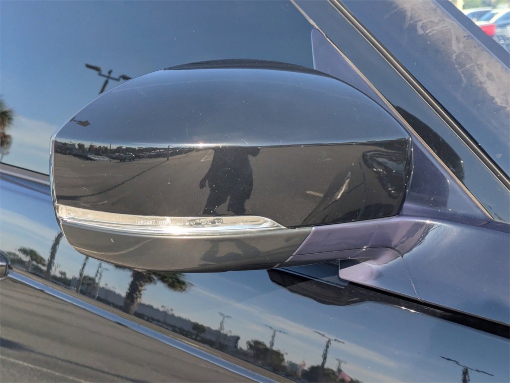 Used 2019 Land Rover Discovery HSE image 25