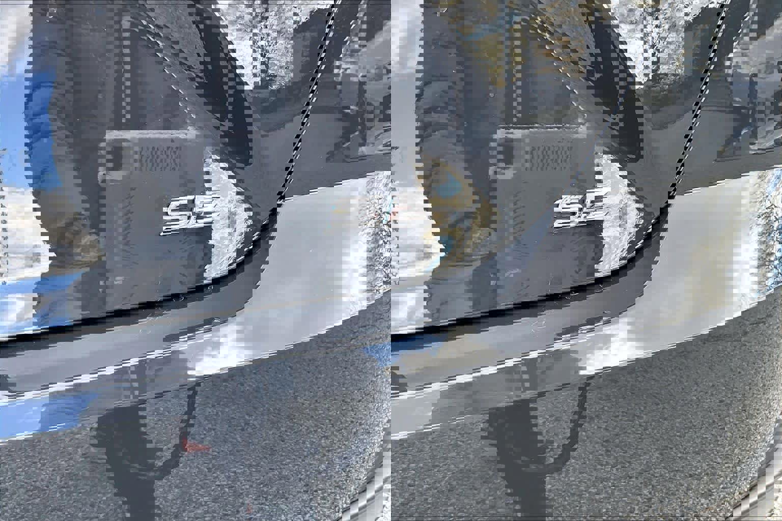 Used 2025 Toyota Camry SE image 9