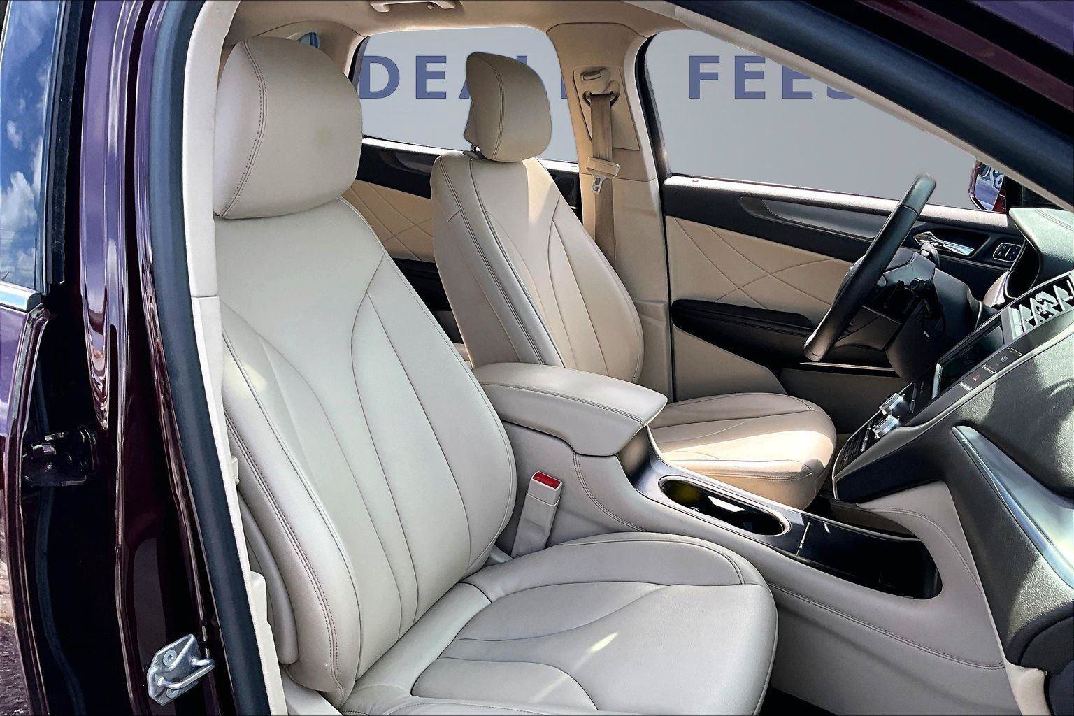 Used 2019 Lincoln MKC Premiere AWD/4WD image 30