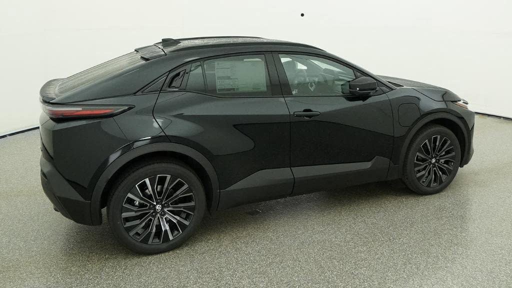 New 2026 Toyota C-HR AWD/4WD image 10