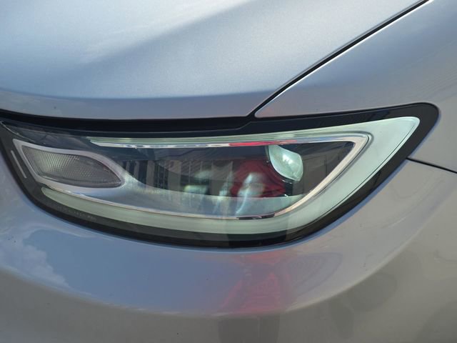Used 2023 Chrysler Pacifica Touring-L FWD image 32