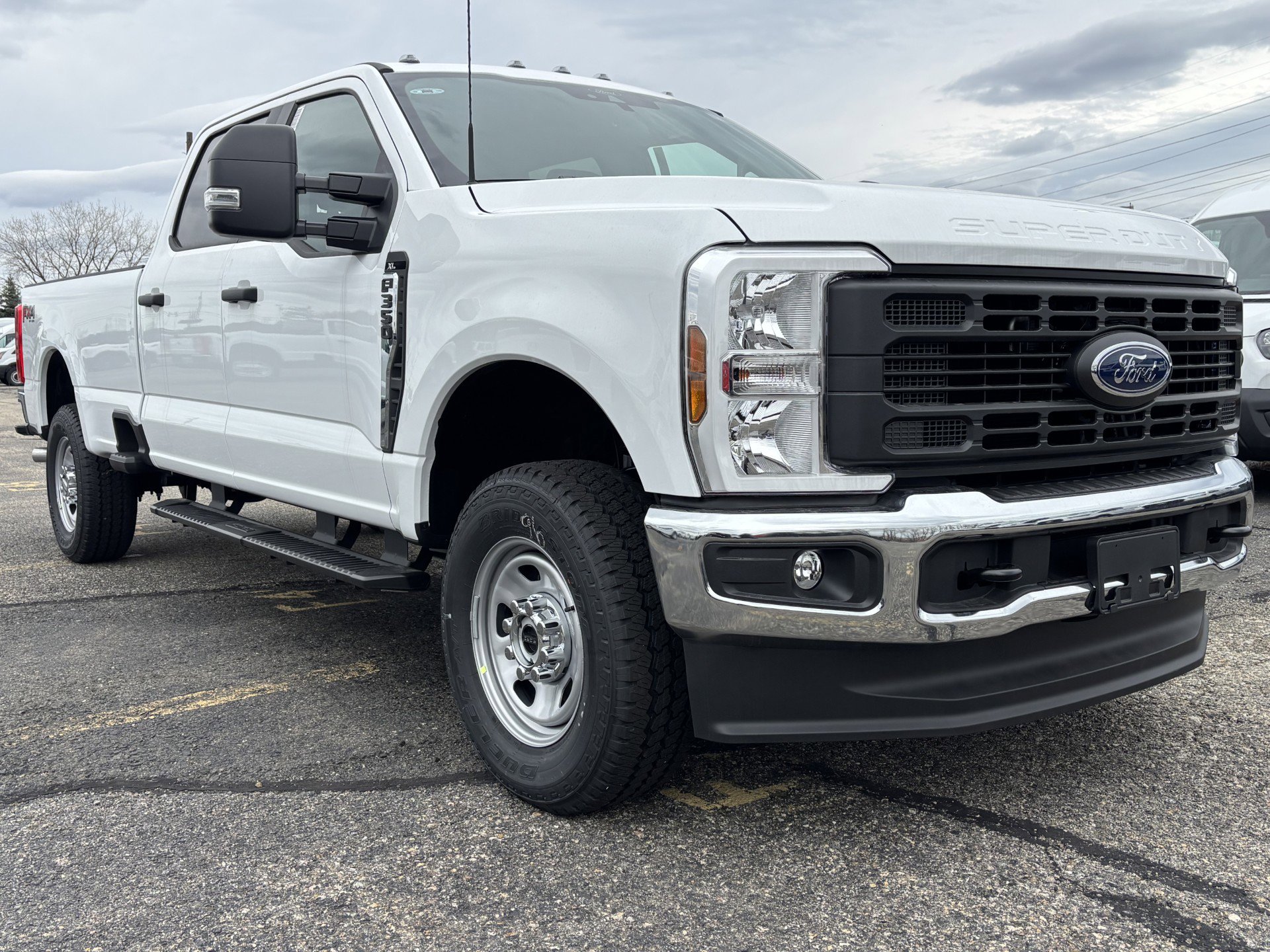 New 2026 Ford F350 XL w/ FX4 Off-Road Package image 2