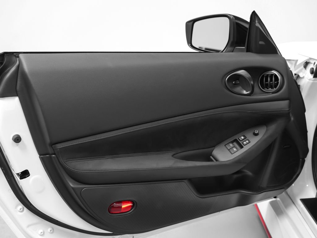Used 2026 Nissan Z NISMO w/ Floor Mat Package RWD image 63