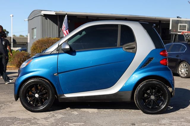 Used 2009 smart fortwo pure image 8