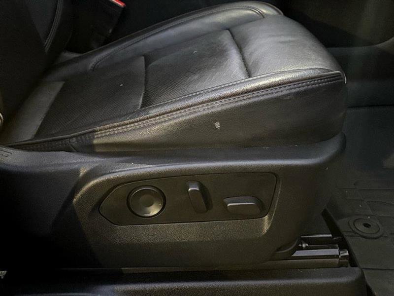 Used 2021 Chevrolet Suburban High Country w/ Premium Package image 43