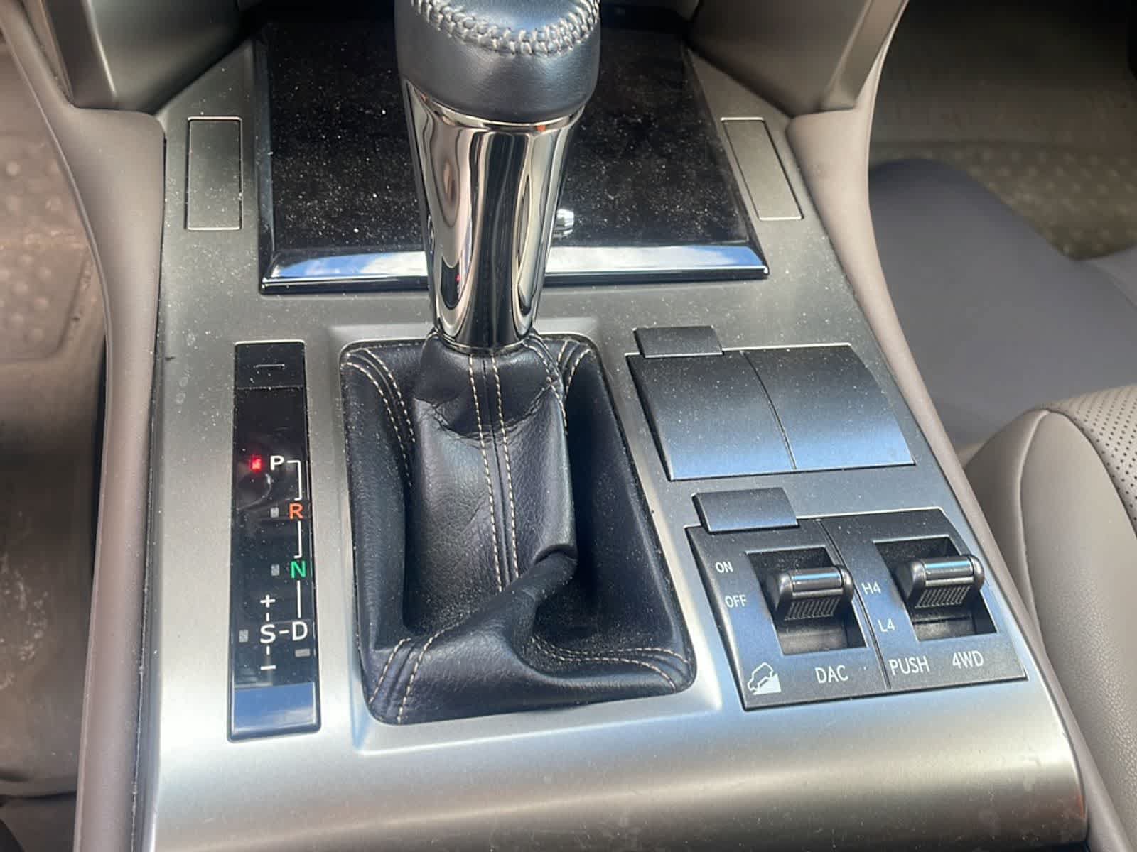 Used 2019 Lexus GX 460 AWD/4WD image 17