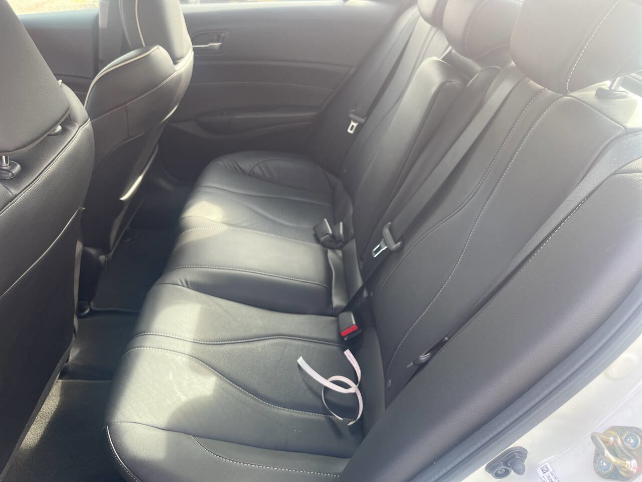 Used 2020 Acura ILX w/Premium 4dr Sedan Package image 11