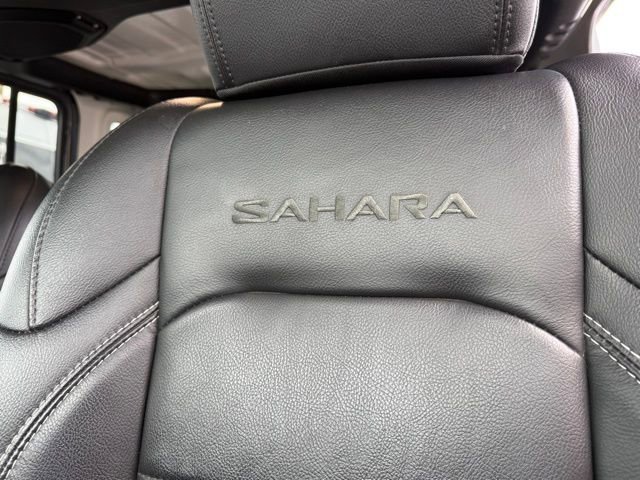 Used 2021 Jeep Wrangler Unlimited Sahara w/ Cold Weather Group image 14
