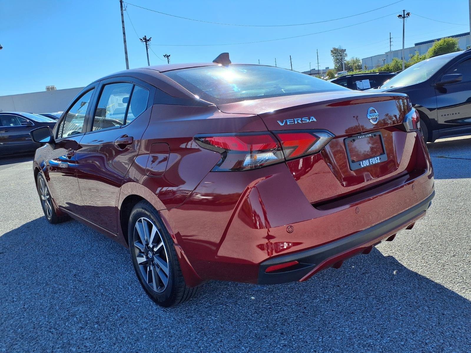 Used 2021 Nissan Versa SV FWD image 30