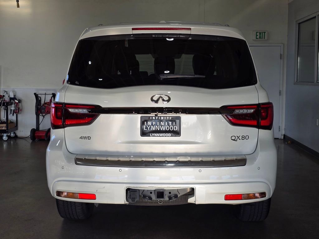 Certified 2023 INFINITI QX80 Premium Select w/ Cargo Package image 5