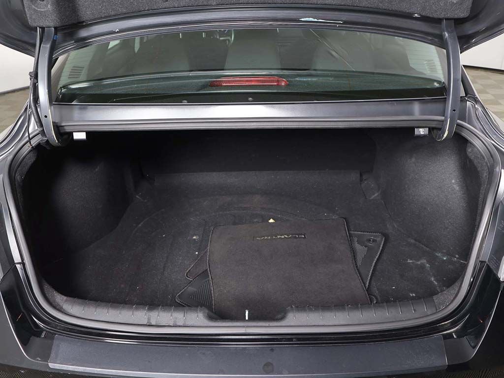 Certified 2023 Hyundai Elantra SEL w/ Convenience Package FWD image 15