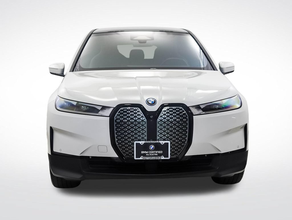 Used 2024 BMW iX xDrive50 w/ Convenience Package AWD/4WD image 8