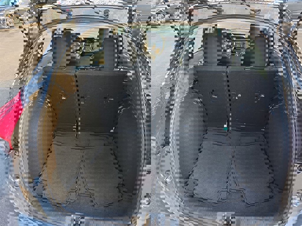 Used 2023 Nissan Kicks S image 18