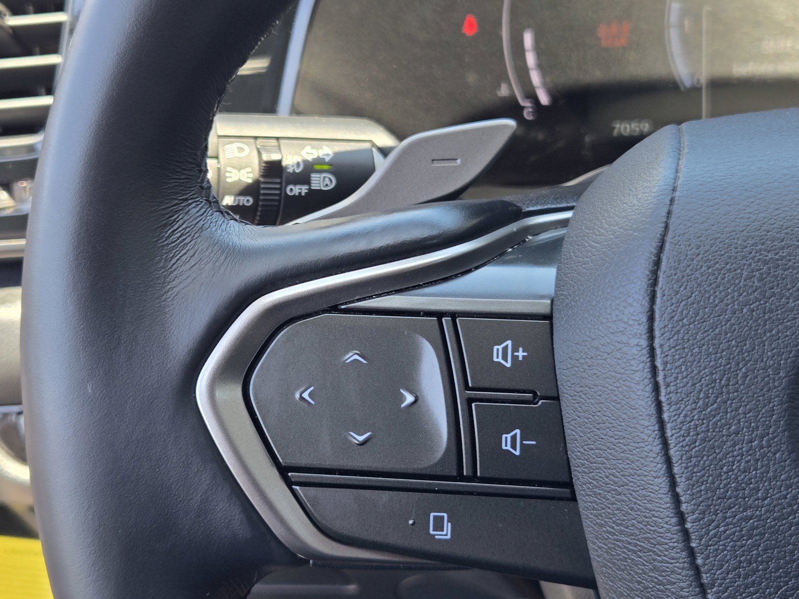 Used 2025 Lexus NX 350h AWD w/ Accessory Package (2T) image 25