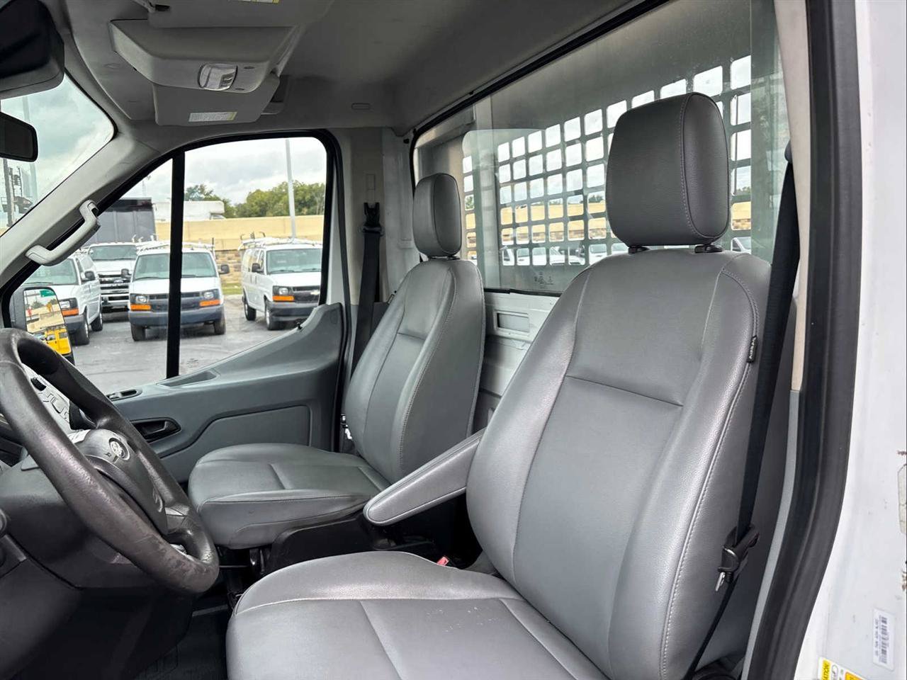 Used 2019 Ford Transit 250 138 RWD image 14