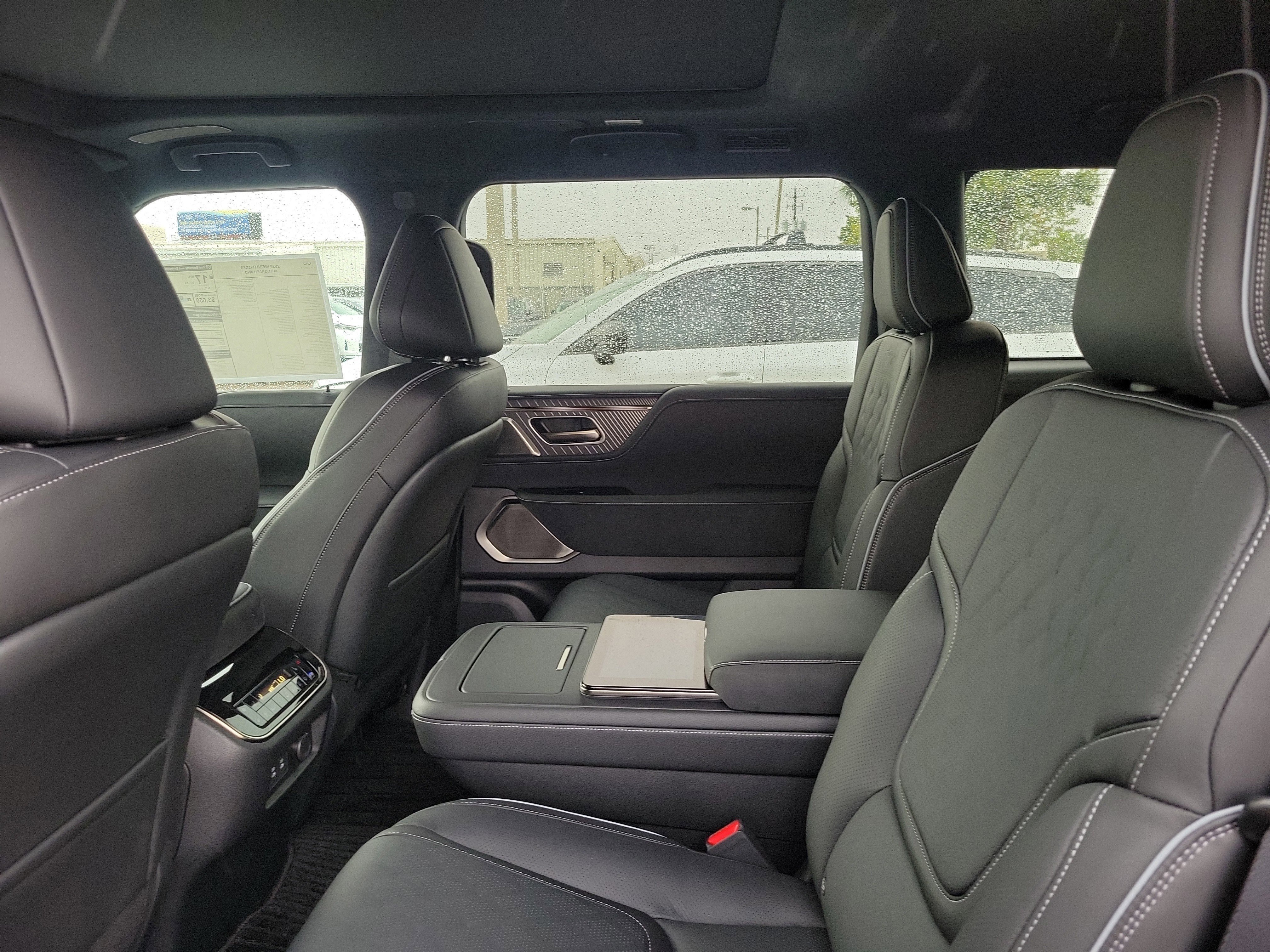 New 2026 INFINITI QX80 Autograph image 9